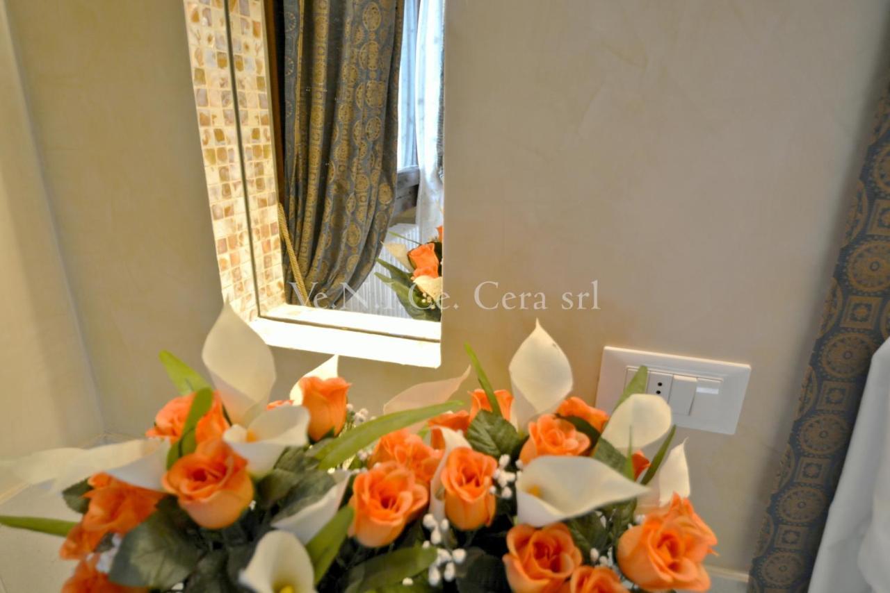 Ve.N.I.Ce. Cera Ca' Del Gondoliere Apartment เวนิส ภายนอก รูปภาพ