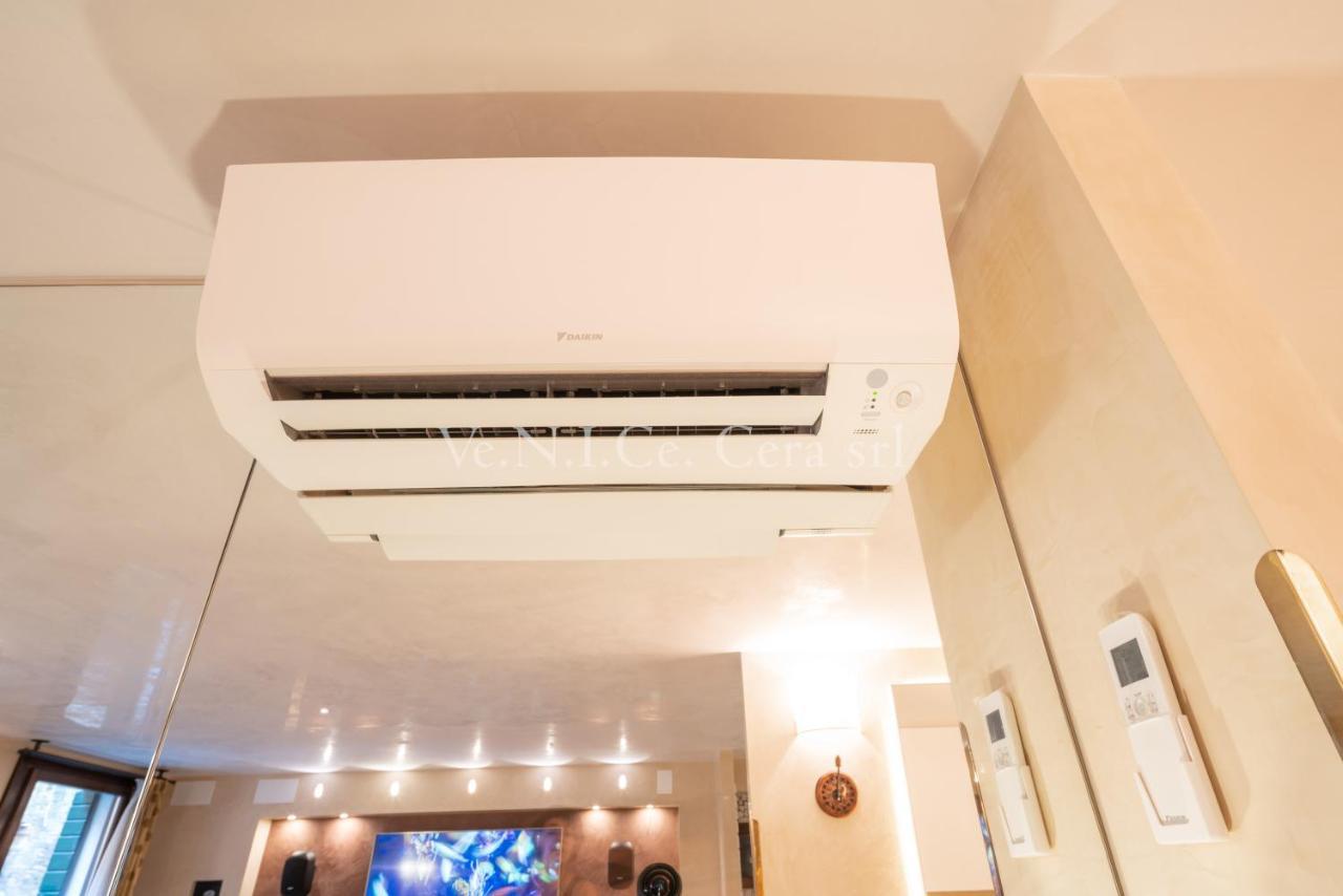 Ve.N.I.Ce. Cera Ca' Del Gondoliere Apartment เวนิส ภายนอก รูปภาพ